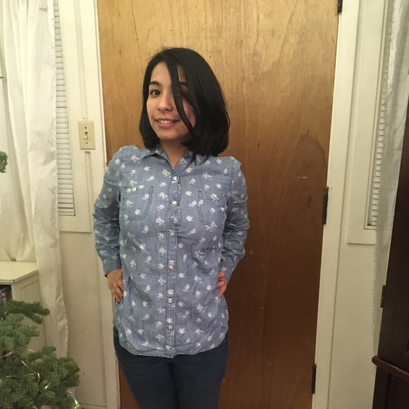 Floral chambray shirt - Picture 8 of 8